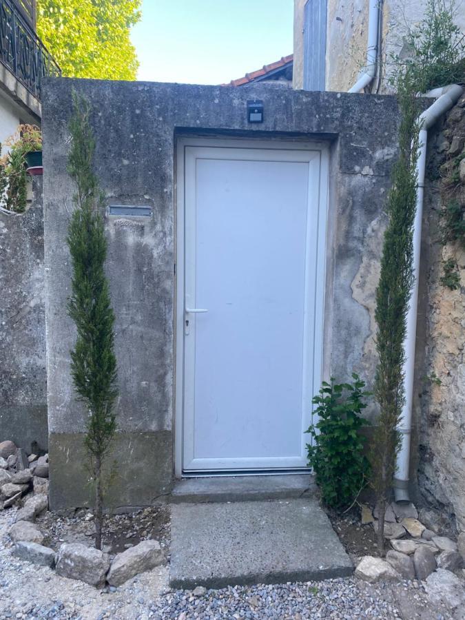 Studio Numero 3 Villeneuve-lès-Avignon Extérieur photo